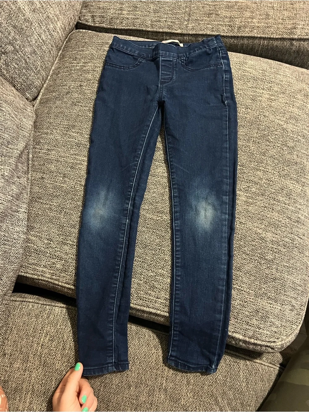11 Piece Bundle of Girls Size 6/7 Clothes